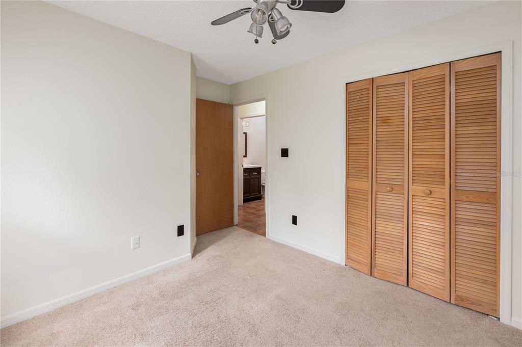 For Sale: $425,000 (3 beds, 2 baths, 1455 Square Feet)