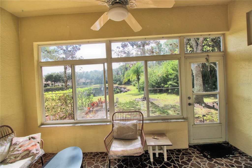 合同活跃: $325,000 (3 贝兹, 2 浴室, 1684 平方英尺)