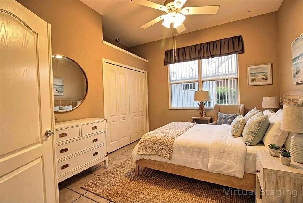 合同活跃: $325,000 (3 贝兹, 2 浴室, 1684 平方英尺)