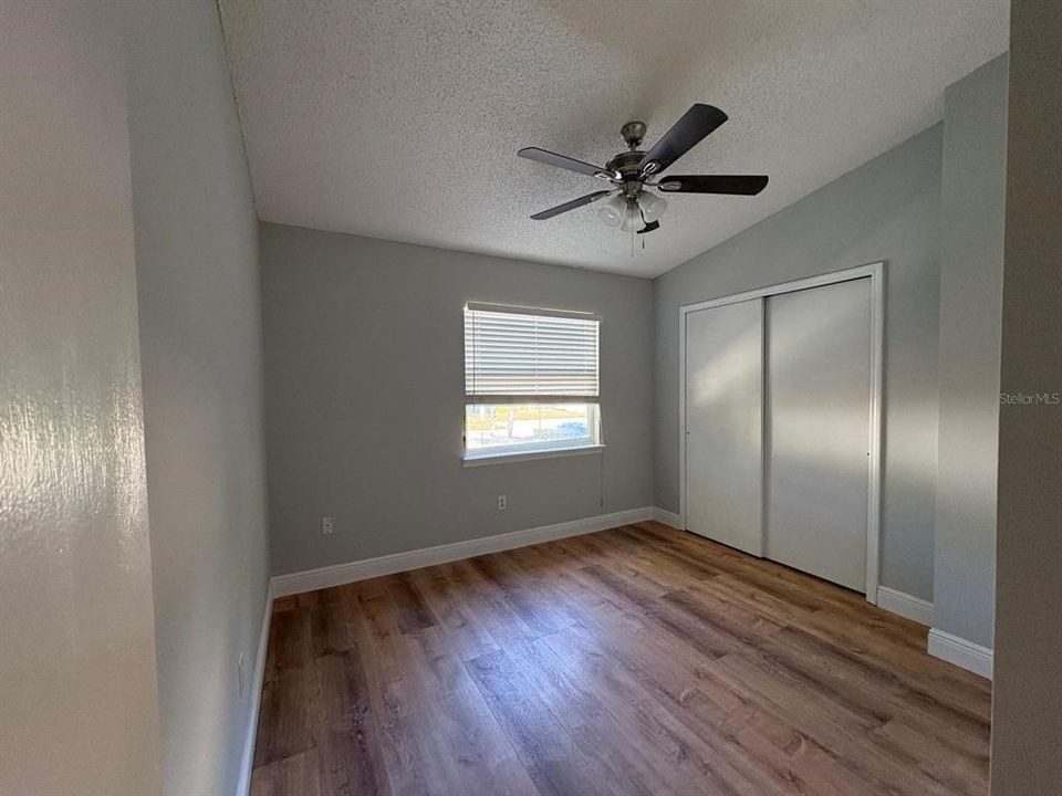 For Sale: $229,000 (2 beds, 3 baths, 1184 Square Feet)