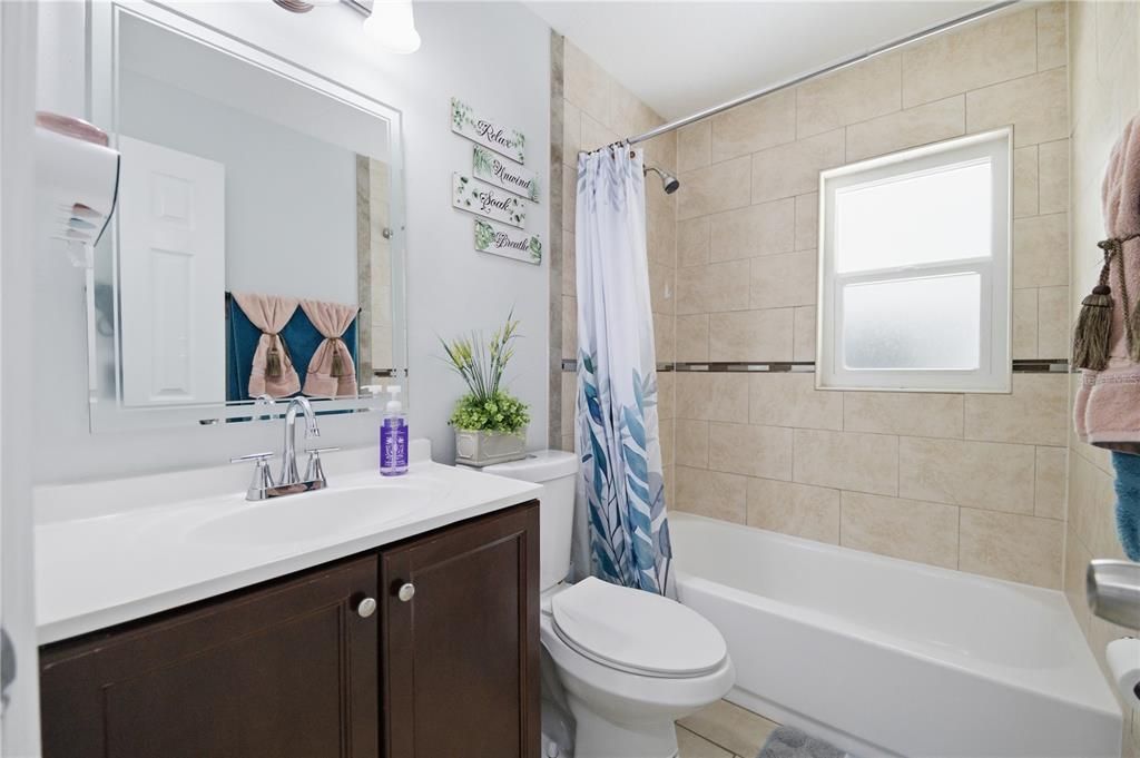 Active With Contract: $365,000 (3 beds, 2 baths, 1374 Square Feet)