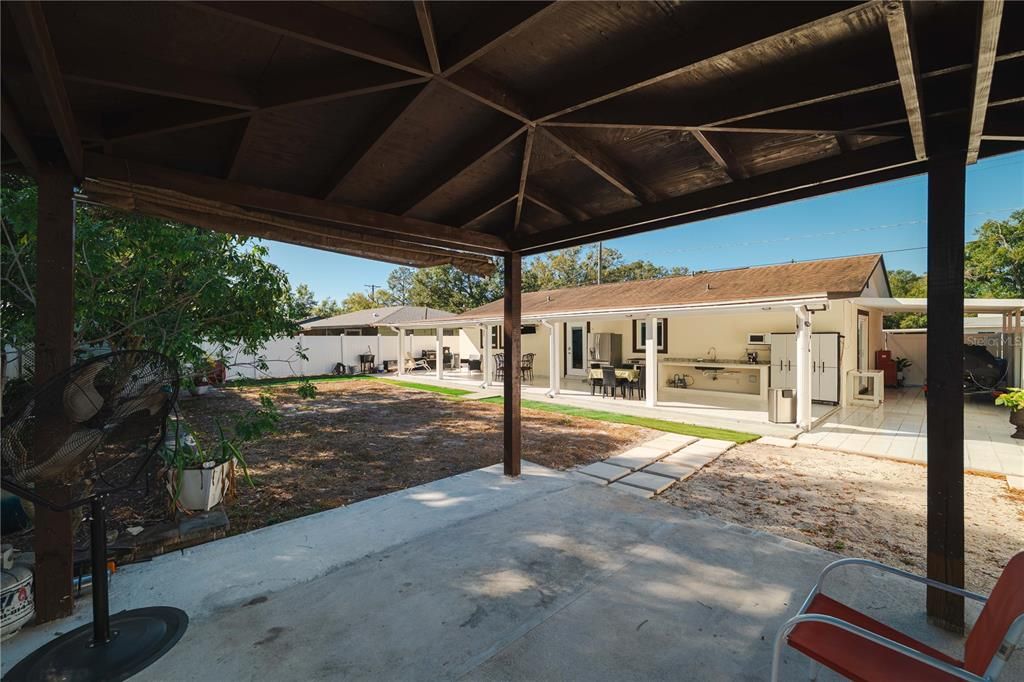 Active With Contract: $365,000 (3 beds, 2 baths, 1374 Square Feet)