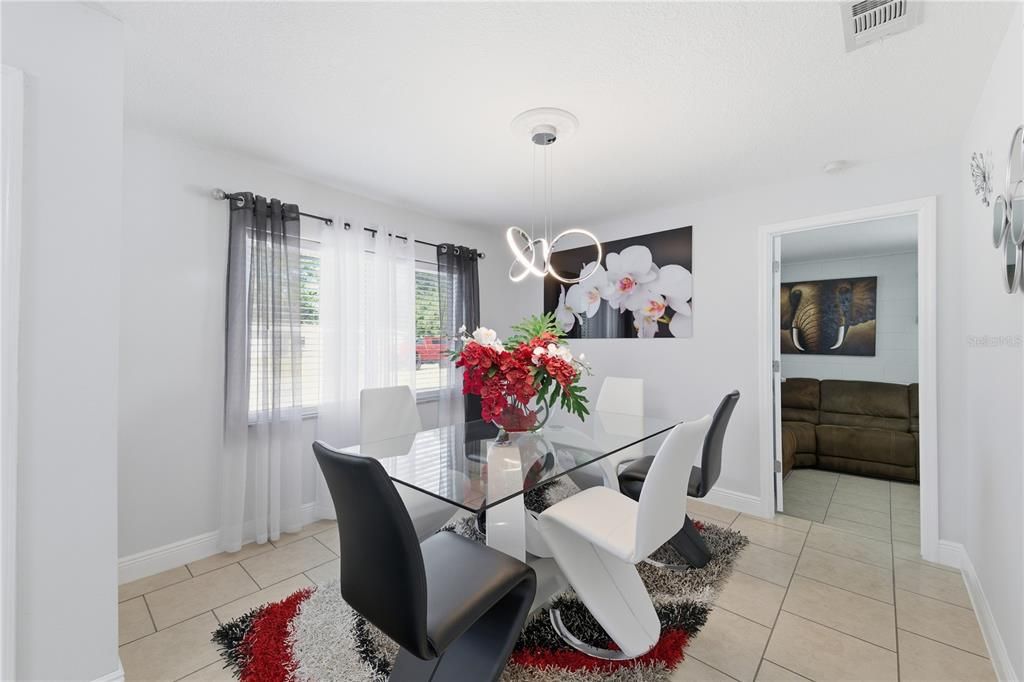 Active With Contract: $365,000 (3 beds, 2 baths, 1374 Square Feet)