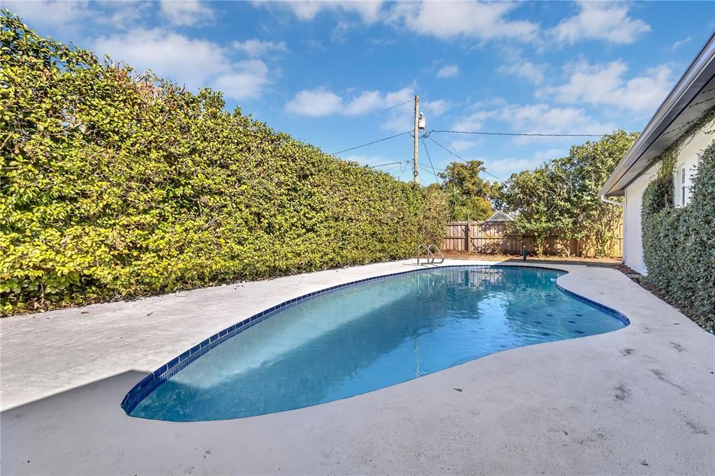 For Sale: $639,000 (3 beds, 2 baths, 1619 Square Feet)