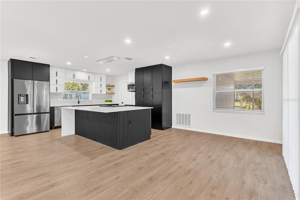 For Sale: $639,000 (3 beds, 2 baths, 1619 Square Feet)