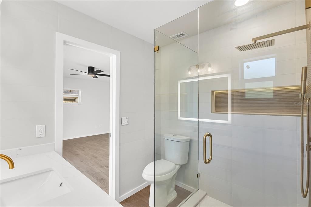 For Sale: $639,000 (3 beds, 2 baths, 1619 Square Feet)