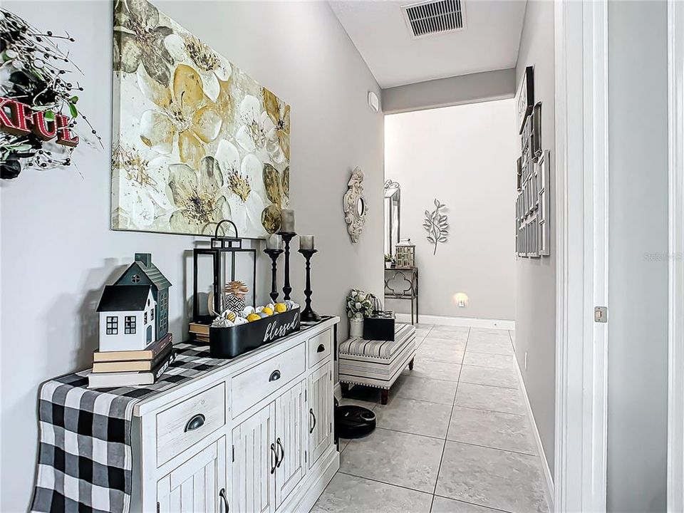 待售: $750,000 (4 贝兹, 3 浴室, 2625 平方英尺)