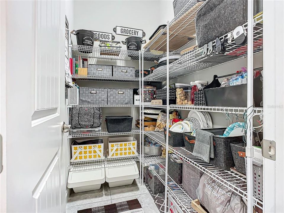 待售: $750,000 (4 贝兹, 3 浴室, 2625 平方英尺)