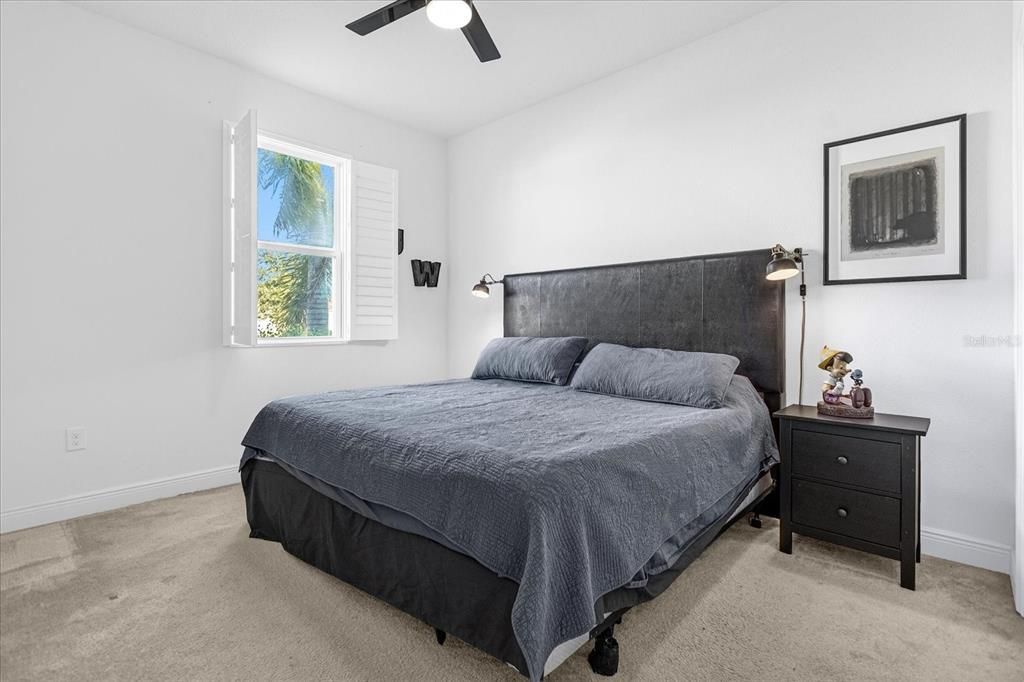 На продажу: $530,000 (3 спален, 2 ванн, 2566 Квадратных фут)