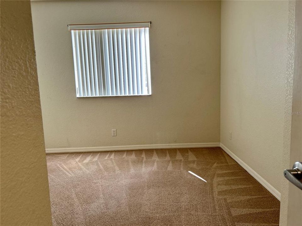 В аренду: $1,275 (2 спален, 2 ванн, 13332 Квадратных фут)