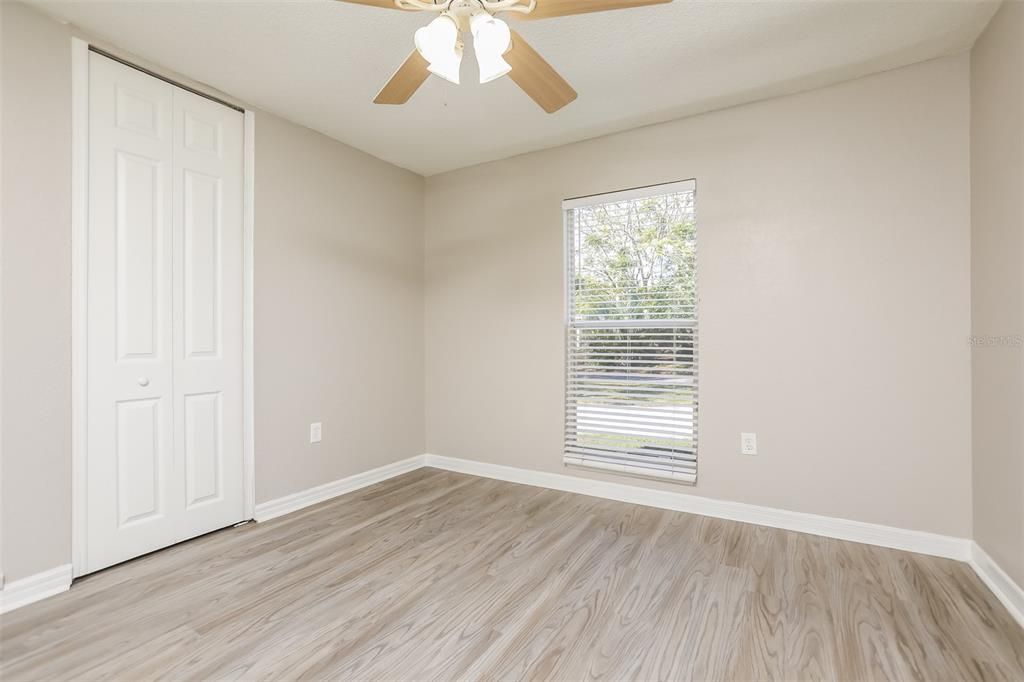 出租: $2,210 (5 贝兹, 2 浴室, 1710 平方英尺)