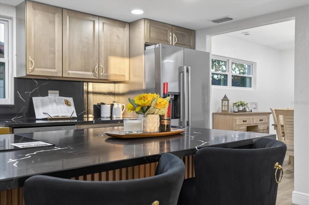 На продажу: $485,000 (3 спален, 2 ванн, 1614 Квадратных фут)