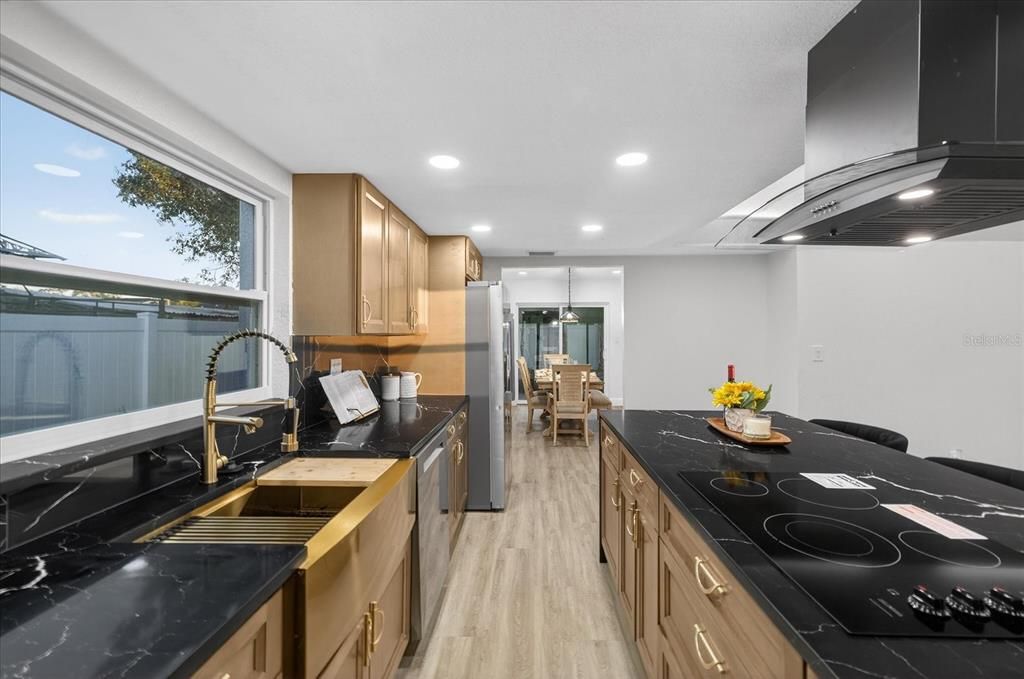 На продажу: $485,000 (3 спален, 2 ванн, 1614 Квадратных фут)