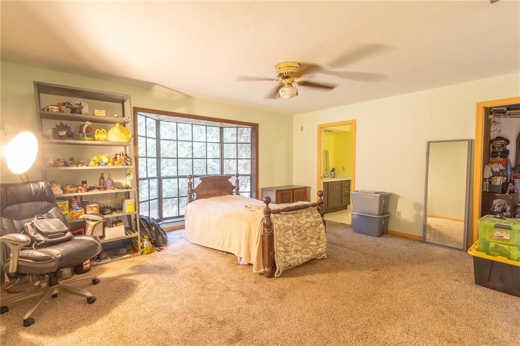 En Venta: $575,000 (5 camas, 3 baños, 2060 Pies cuadrados)