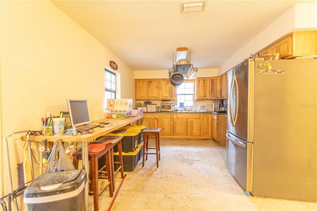 En Venta: $575,000 (5 camas, 3 baños, 2060 Pies cuadrados)