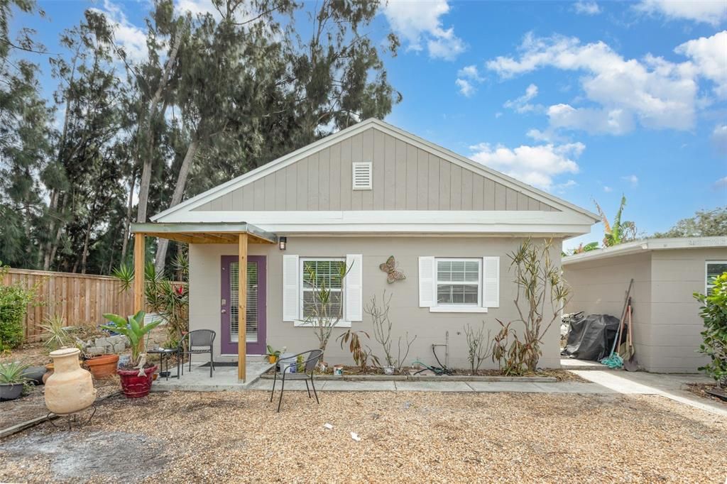 待售: $425,000 (4 贝兹, 3 浴室, 2100 平方英尺)