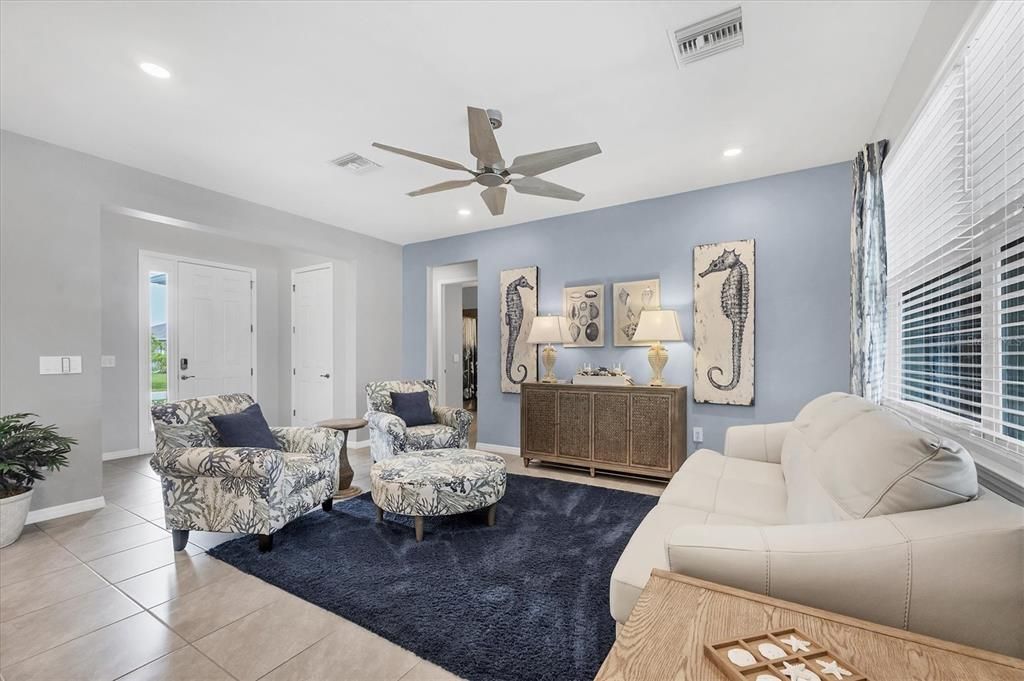 На продажу: $498,000 (3 спален, 2 ванн, 1992 Квадратных фут)