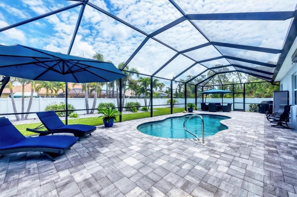 На продажу: $498,000 (3 спален, 2 ванн, 1992 Квадратных фут)