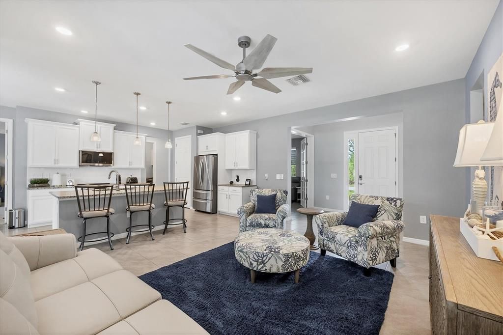 На продажу: $498,000 (3 спален, 2 ванн, 1992 Квадратных фут)