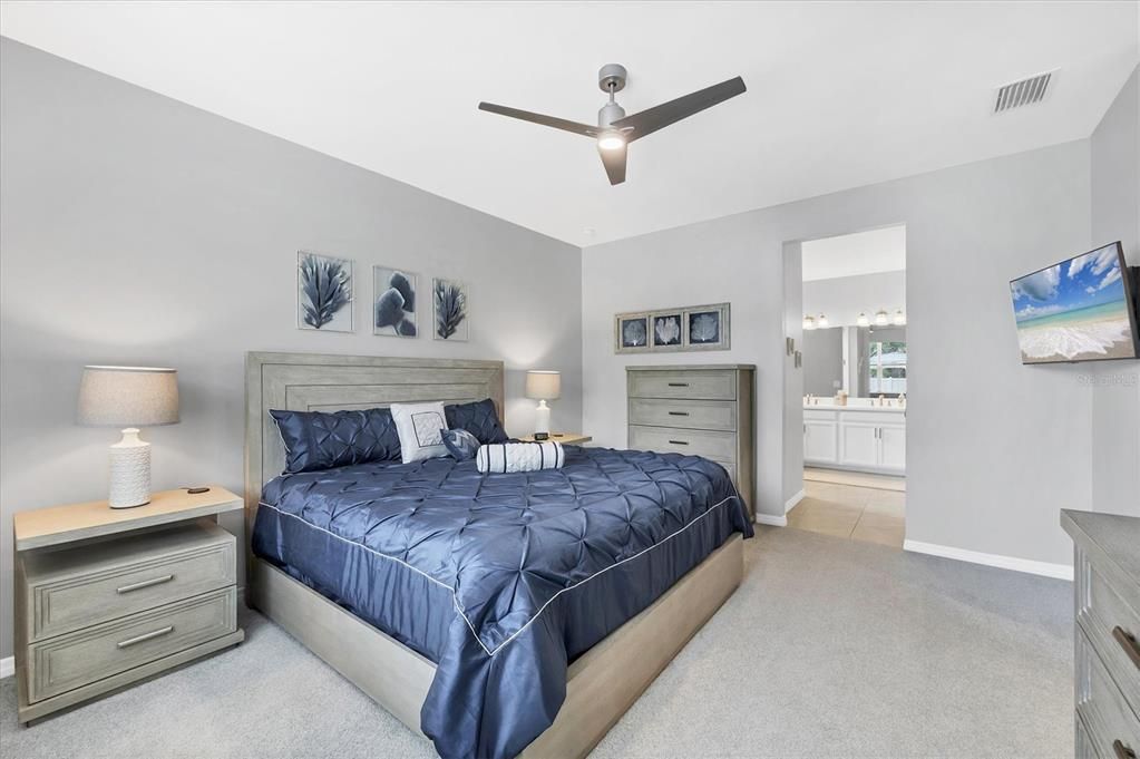 На продажу: $498,000 (3 спален, 2 ванн, 1992 Квадратных фут)