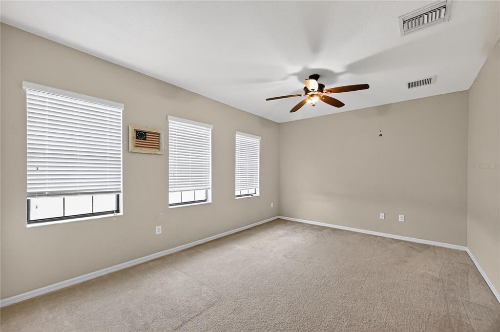 На продажу: $689,000 (5 спален, 4 ванн, 3083 Квадратных фут)