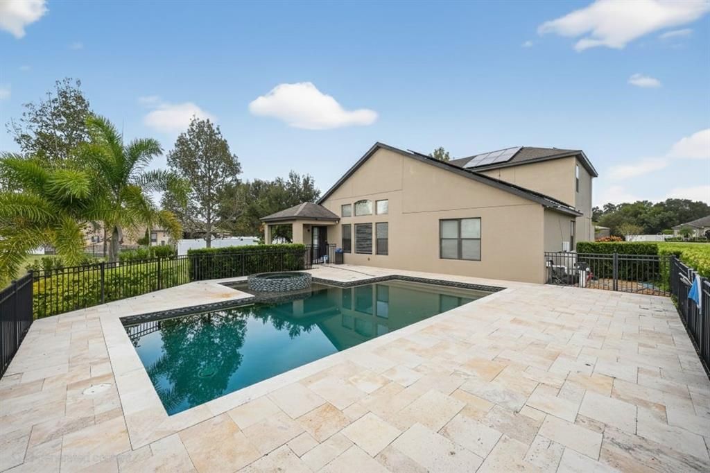 На продажу: $689,000 (5 спален, 4 ванн, 3083 Квадратных фут)