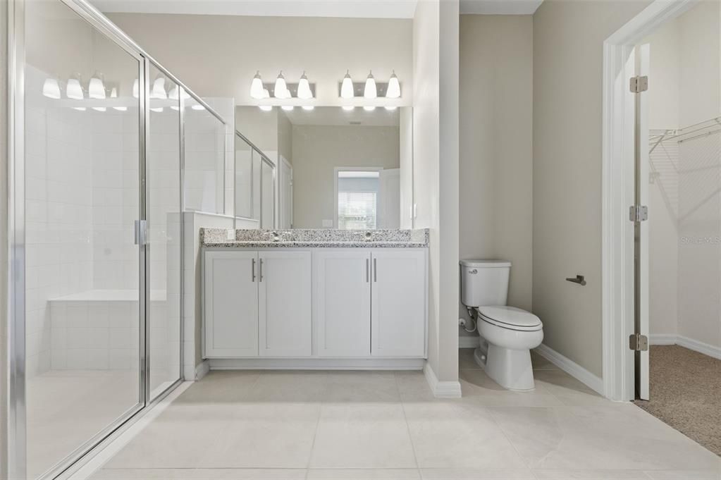 For Sale: $329,999 (4 beds, 2 baths, 1696 Square Feet)