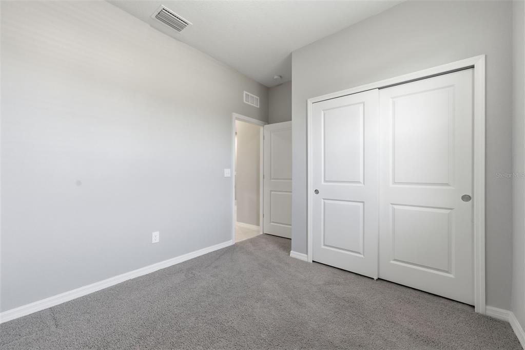 For Sale: $329,999 (4 beds, 2 baths, 1696 Square Feet)