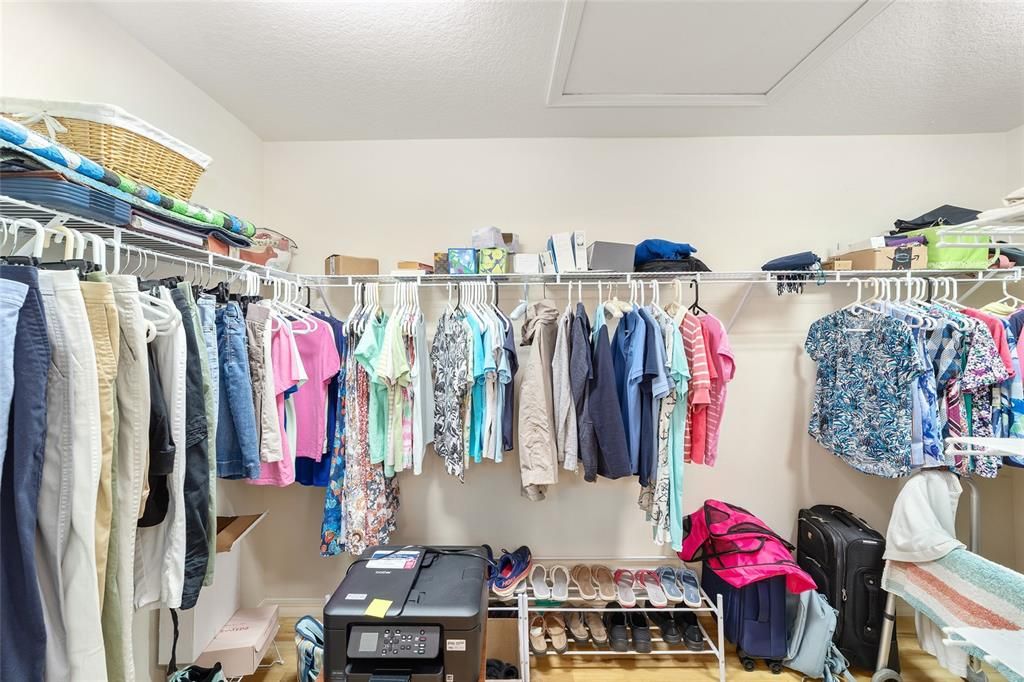 For Sale: $385,000 (3 beds, 2 baths, 1855 Square Feet)