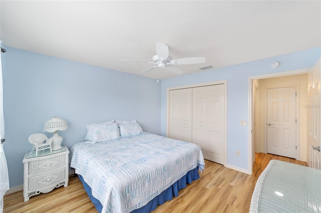 For Sale: $385,000 (3 beds, 2 baths, 1855 Square Feet)