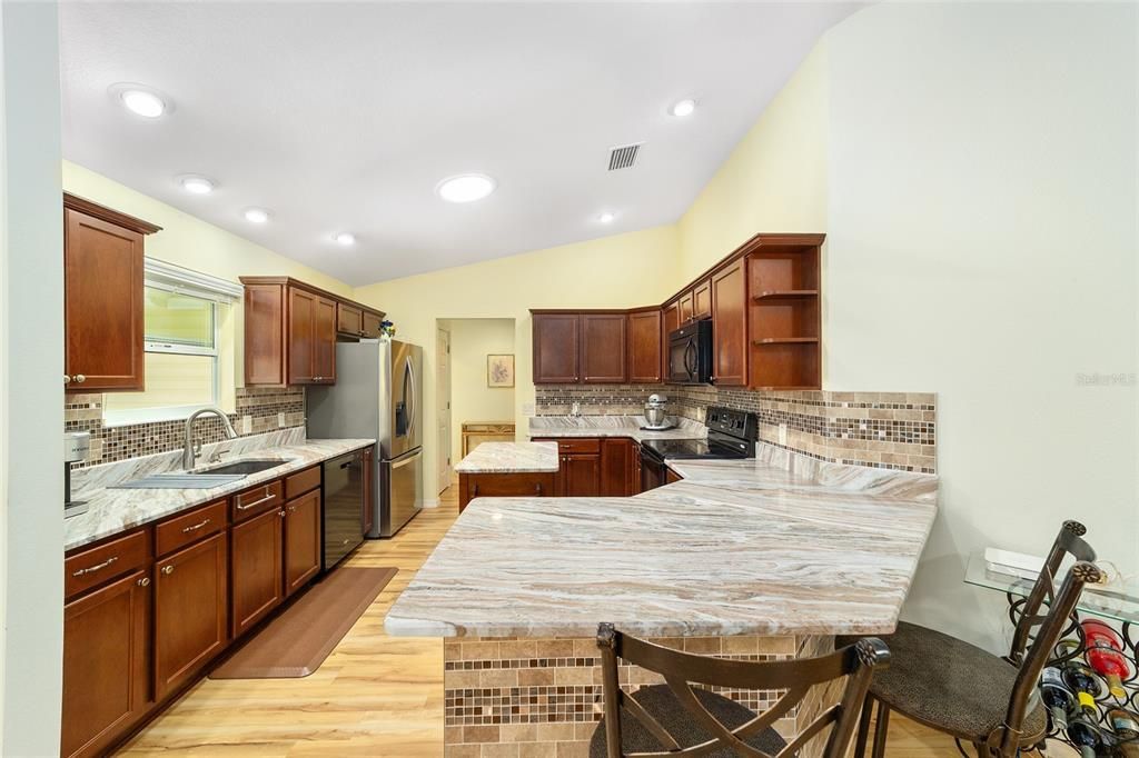 For Sale: $385,000 (3 beds, 2 baths, 1855 Square Feet)