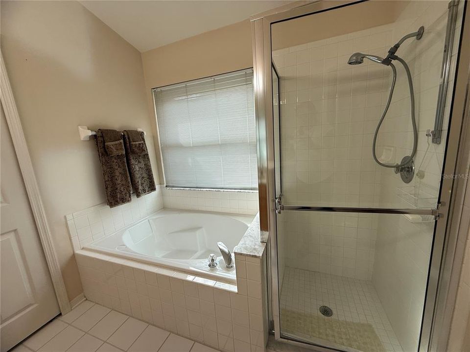 待售: $464,900 (3 贝兹, 2 浴室, 1676 平方英尺)