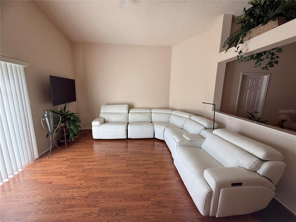 待售: $464,900 (3 贝兹, 2 浴室, 1676 平方英尺)