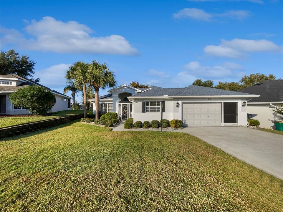 合同活跃: $316,000 (3 贝兹, 2 浴室, 2137 平方英尺)