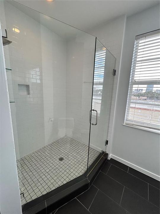 出租: $2,750 (2 贝兹, 2 浴室, 1504 平方英尺)