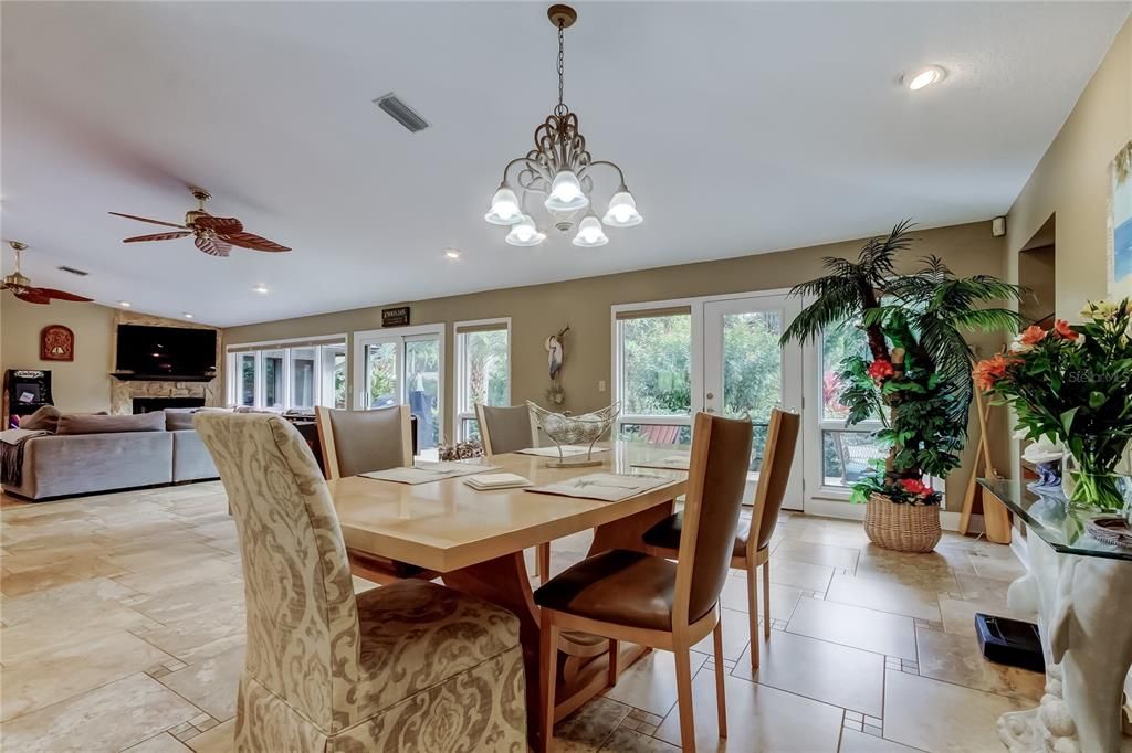 待售: $1,185,000 (3 贝兹, 3 浴室, 3366 平方英尺)