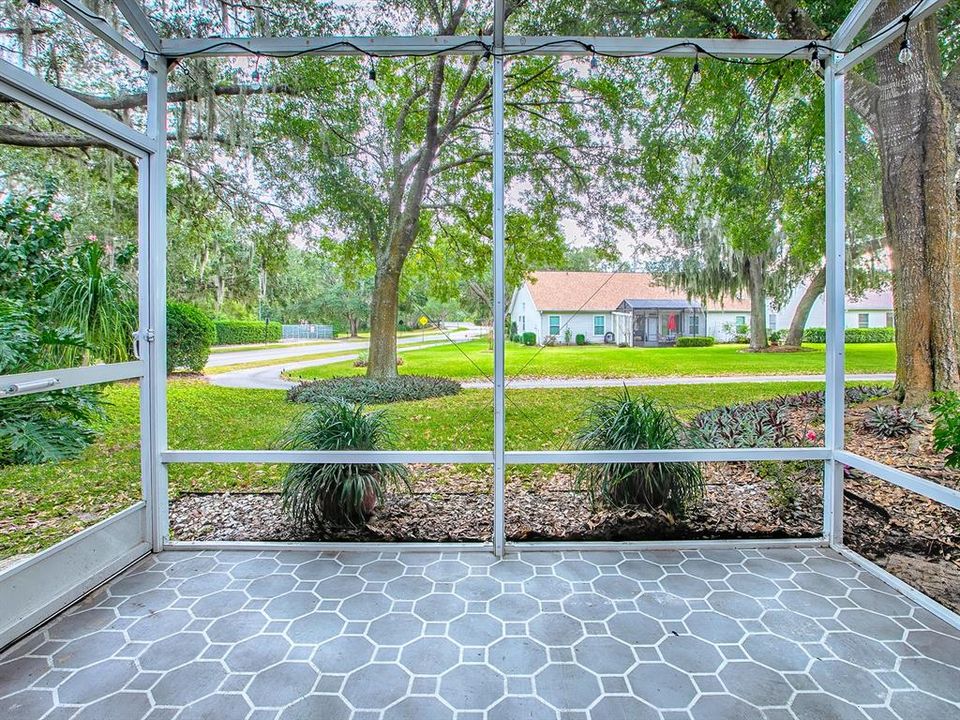 For Sale: $295,000 (3 beds, 2 baths, 1762 Square Feet)