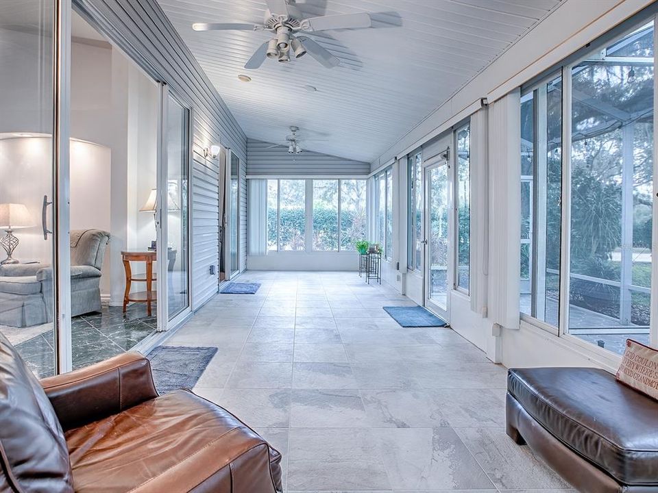 For Sale: $295,000 (3 beds, 2 baths, 1762 Square Feet)