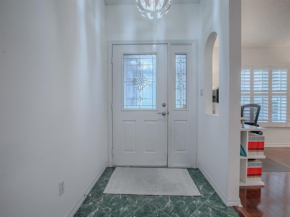 For Sale: $295,000 (3 beds, 2 baths, 1762 Square Feet)