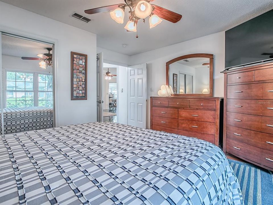 For Sale: $295,000 (3 beds, 2 baths, 1762 Square Feet)