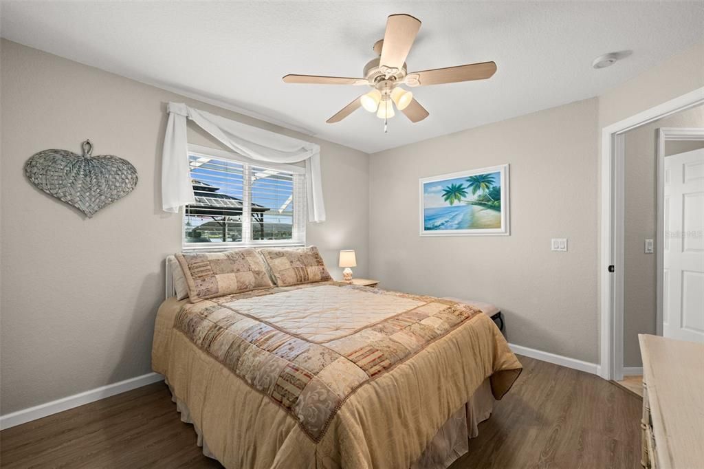 На продажу: $925,000 (3 спален, 2 ванн, 1685 Квадратных фут)