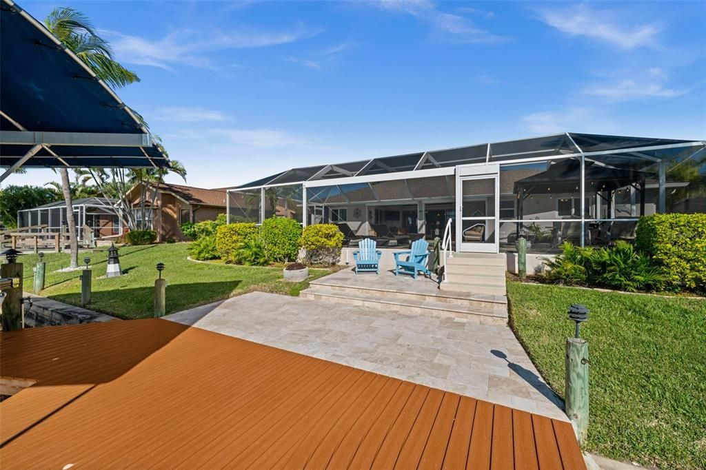 На продажу: $925,000 (3 спален, 2 ванн, 1685 Квадратных фут)