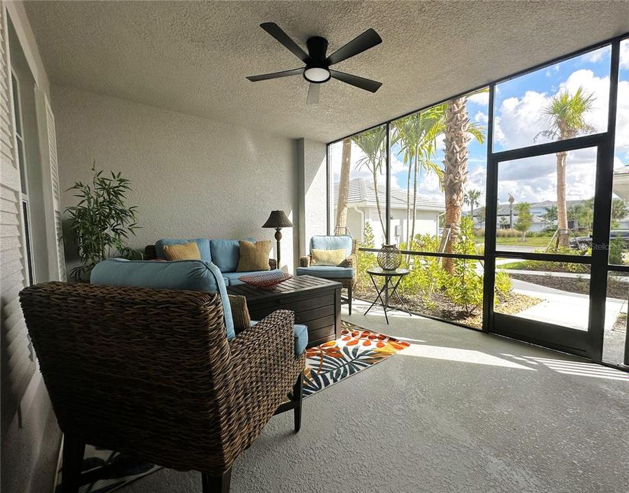 出租: $6,000 (2 贝兹, 2 浴室, 1366 平方英尺)