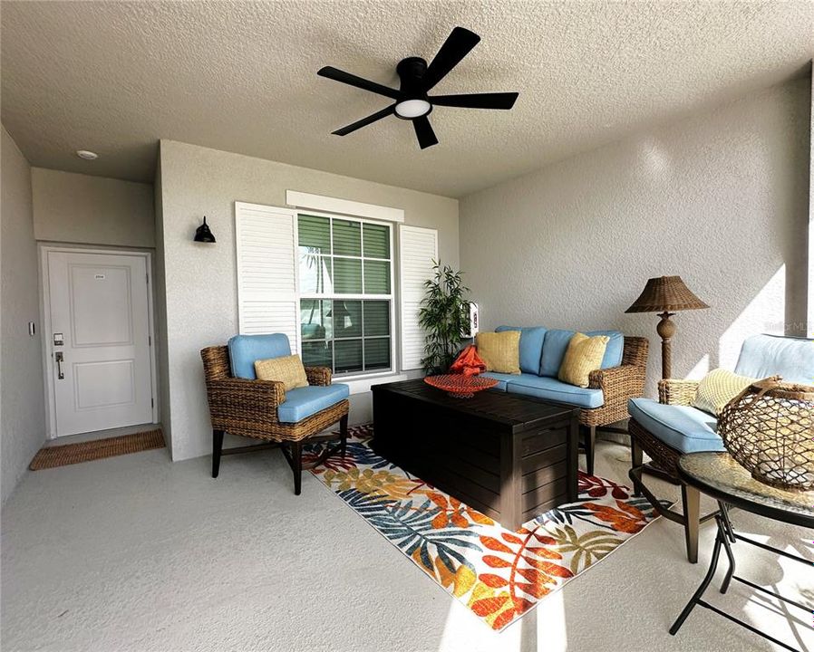 出租: $6,000 (2 贝兹, 2 浴室, 1366 平方英尺)