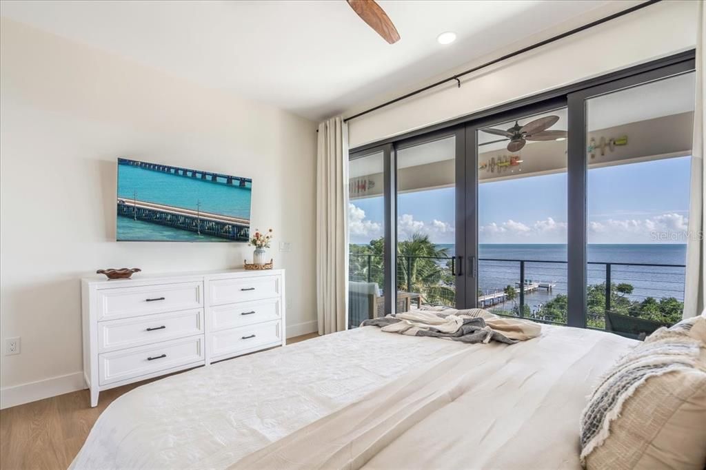 For Sale: $4,750,000 (6 beds, 6 baths, 3102 Square Feet)