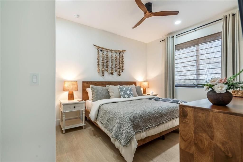 For Sale: $4,750,000 (6 beds, 6 baths, 3102 Square Feet)