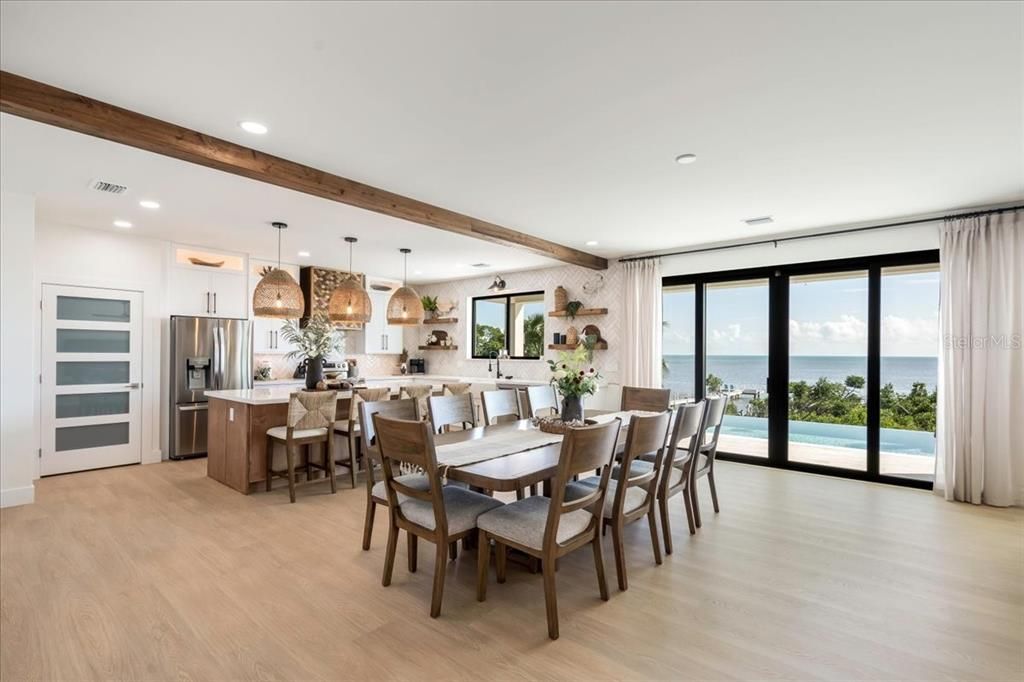 For Sale: $4,750,000 (6 beds, 6 baths, 3102 Square Feet)