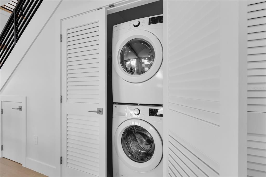 For Sale: $4,750,000 (6 beds, 6 baths, 3102 Square Feet)