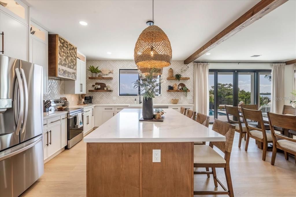 For Sale: $4,750,000 (6 beds, 6 baths, 3102 Square Feet)