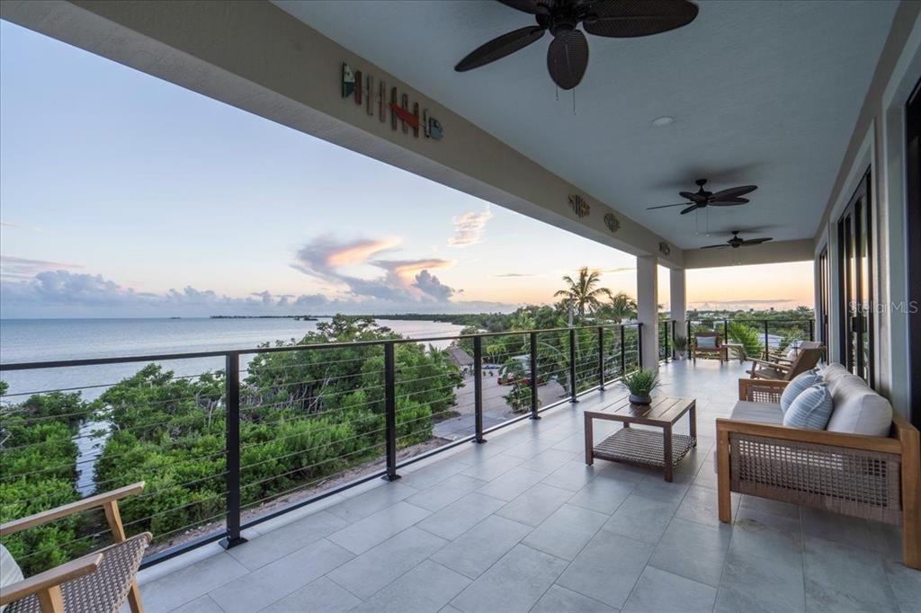 For Sale: $4,750,000 (6 beds, 6 baths, 3102 Square Feet)